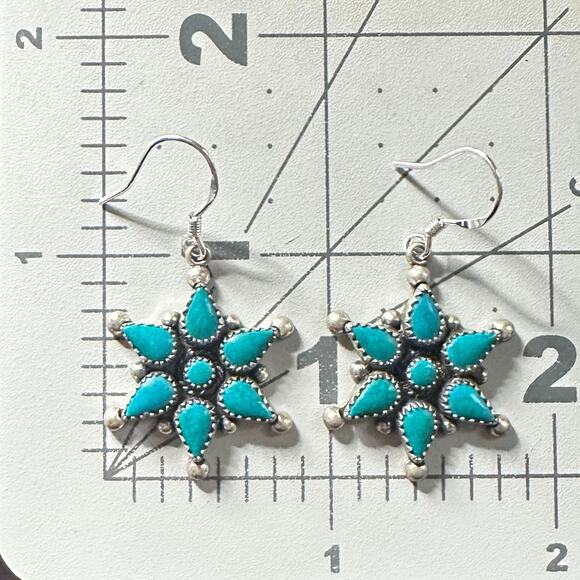 Zuni Native vintage 925 sterling silver genuine turquoise hook drop earrings - Picture 6 of 7